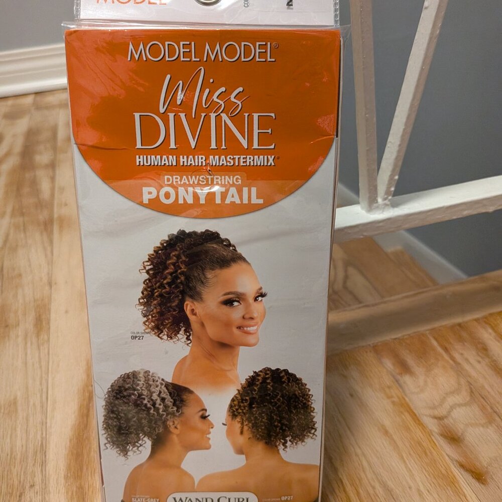 Model Model Miss Divine Drawstring Ponytail, Color 2 - Picture 2 of 5
